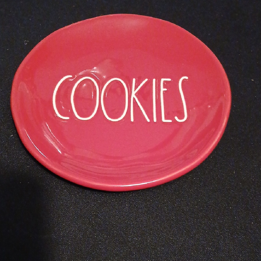 Rae Dunn Red Cookie Plate